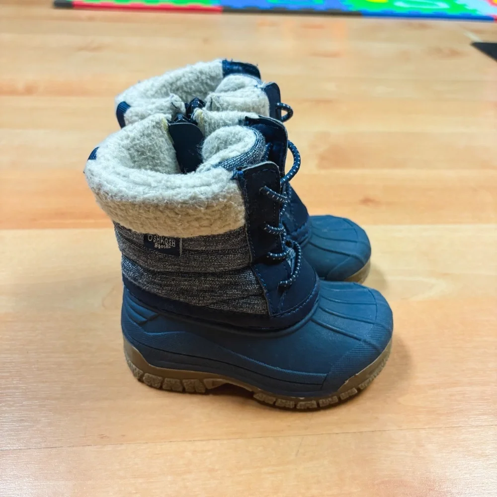 Oshkosh Blue Faux Fur Lined Snoe Cold Weather Wintet Snow Boot Toddler 5